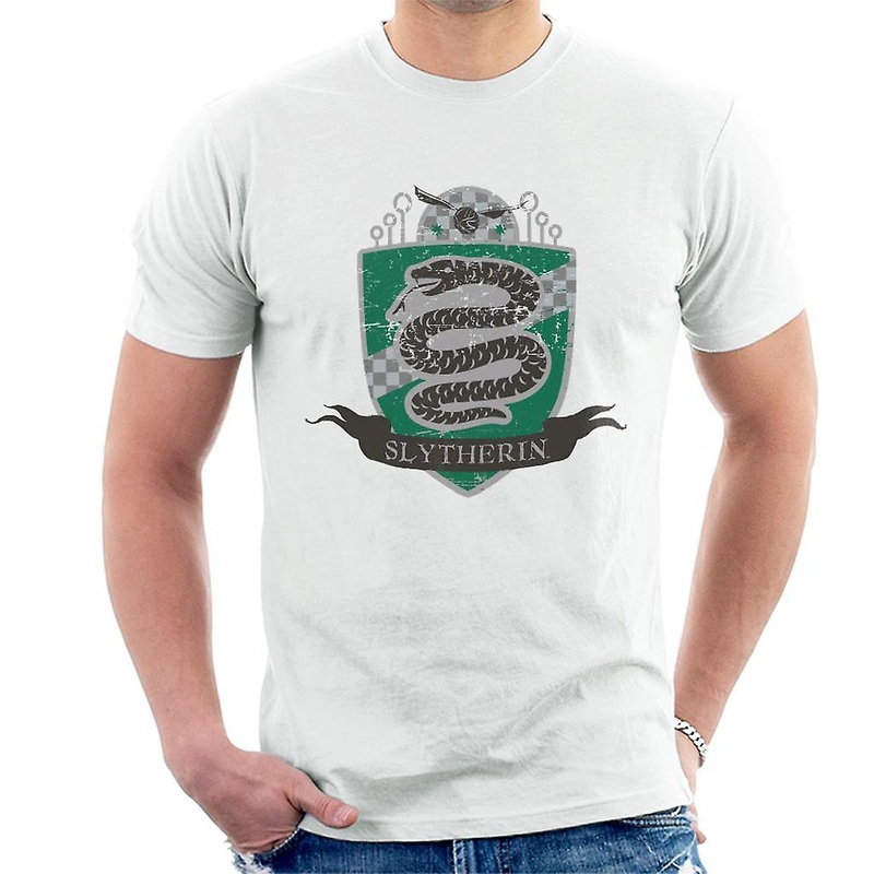 Harry Potter Slytherin Quidditch Distressed Shield Men’s T-Shirt